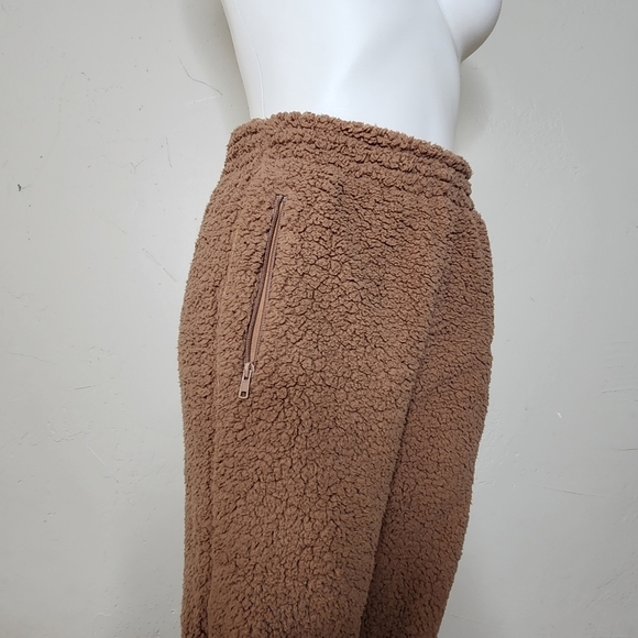NWT SKIMS Teddy Jogger Lounge Pants in Tiger's Eye Size Small - Picture 8 of 12